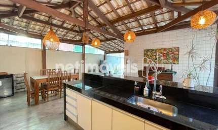 Apartamento à venda no bairro Buritis com 320 m² e 4 dormitórios/quartos disponíveis