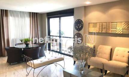Apartamento à venda no bairro São Pedro com 178 m² e 4 dormitórios/quartos.