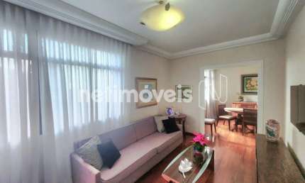 Apartamento à venda no Grajaú com 4 dormitórios e 237 m² de área útil.