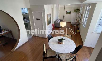 Cobertura à Venda no Cruzeiro - 4 Dormitórios, 240 m² de Área Útil
