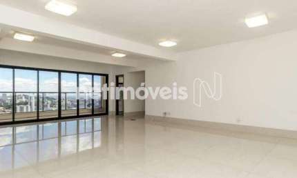 Cobertura à venda no bairro Santa Lúcia com 4 dormitórios e 400 m² de área útil