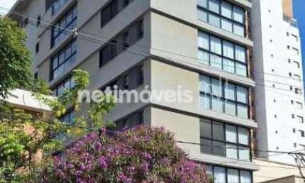 Apartamento à venda no bairro Lourdes, 143 m² com 4 dormitórios/quartos disponíveis.