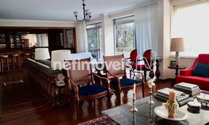 Apartamento à venda no bairro Santa Lúcia com 4 dormitórios e 260 m² de área útil.