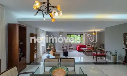 Apartamento com 210 m² à venda no bairro Serra - 4 dormitórios/quartos disponíveis!