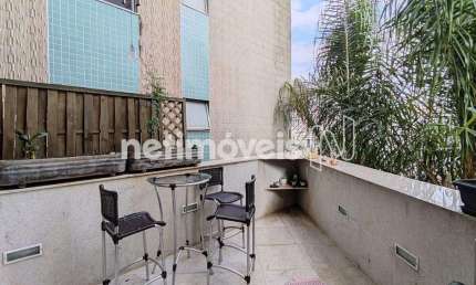 Apartamento à venda no bairro Serra com 135 m² e 4 dormitórios/quartos disponíveis