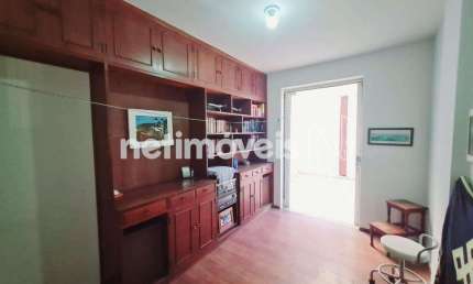Apartamento à venda no bairro Funcionários com 4 dormitórios/quartos e 193 m².
