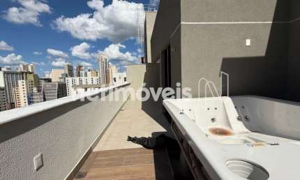 Apartamento cobertura à venda no bairro Lourdes com 122 m² e 2 dormitórios/quartos.