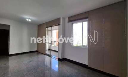 Apartamento para Alugar em Lourdes com 95 m² e 3 dormitórios/quartos disponíveis