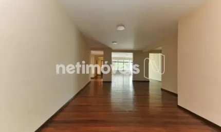 Apartamento à venda no bairro Serra com 4 dormitórios/quartos e 206 m² de área útil