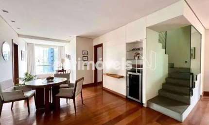 Cobertura à venda no bairro Funcionários com 385 m² e 4 dormitórios/quartos