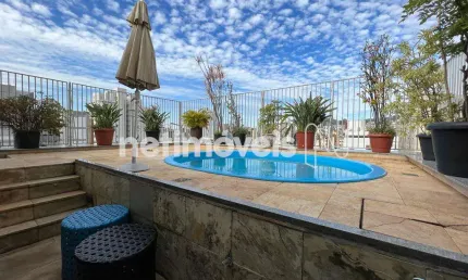 Cobertura à venda no bairro Santo Antônio com 230 m² e 4 dormitórios/quartos