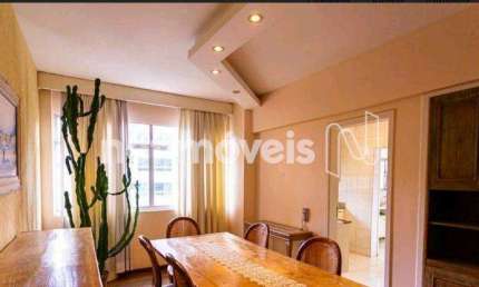 Apartamento à venda no bairro Sion com 195 m² e 3 dormitórios/quartos disponíveis.