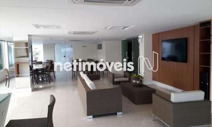 Cobertura à venda com 131m² e 2 dormitórios no bairro Lourdes