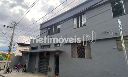Casa residencial à venda no bairro Padre Eustáquio com 230 m² e 7 dormitórios/quartos.