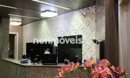 Escritório à venda no bairro Savassi com 60 m² de área útil disponível.