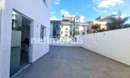Apartamento à venda no Gutierrez com 2 dormitórios e 147m² de área útil disponível.