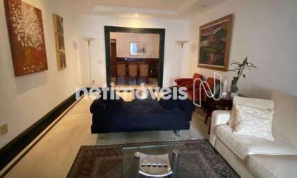 Apartamento à venda no bairro Funcionários com 200m² e 4 dormitórios/quartos disponíveis
