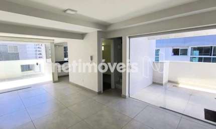 Cobertura à venda no bairro Lourdes com 96 m² e 2 dormitórios/quartos disponíveis.