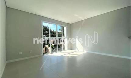 Apartamento à venda no bairro Serra com 72 m² e 2 dormitórios/quartos.