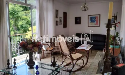 Cobertura à venda no bairro Luxemburgo com 4 dormitórios e 115m² de área útil