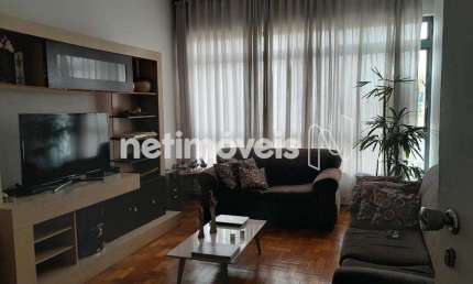 Apartamento à venda no bairro Funcionários com 85 m² e 3 dormitórios/quartos.