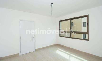 Apartamento à venda no bairro Lourdes, 63 m² e 2 dormitórios/quartos disponíveis.