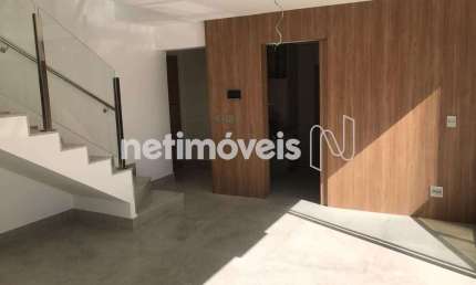 Cobertura em Venda no Bairro Savassi - 3 Dormitórios e 189m² de Área Privativa
