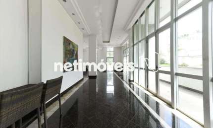 Apartamento cobertura à venda no bairro Belvedere com 176m² e 3 dormitórios/quartos.