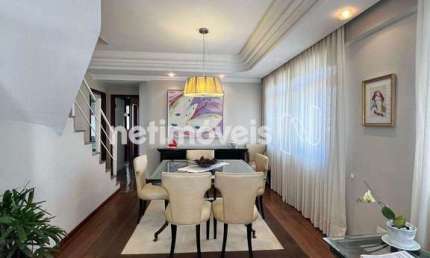 Cobertura à venda no bairro Serra com 214 m² e 3 dormitórios/quartos disponíveis.