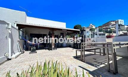 Apartamento cobertura à venda no bairro Padre Eustáquio com 109 m² e 3 dormitórios/quartos.