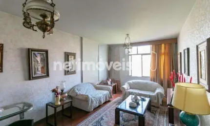 Apartamento à venda na Vila Paris com 293m² e 4 dormitórios/quartos disponíveis.