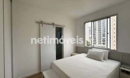 Apartamento à venda no bairro Lourdes com 95 m² e 3 dormitórios/quartos disponíveis.