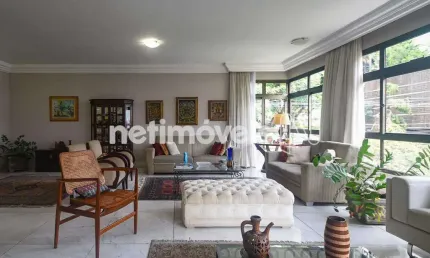 Apartamento à Venda no Bairro Lourdes com 240 m² e 4 Dormitórios/Quartos