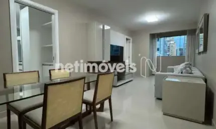 Apartamento para alugar no bairro Savassi, 95 m² com 3 dormitórios/quartos disponíveis.