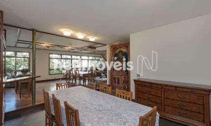 Apartamento à venda no bairro Lourdes com 318 m² e 4 dormitórios/quartos.