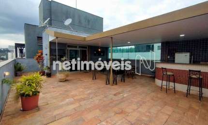 Cobertura à venda no bairro Buritis com 200 m² e 3 dormitórios/quartos disponíveis.