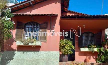 Casa residencial em Nova Suíssa à venda com 300 m² e 3 dormitórios/quartos disponíveis.