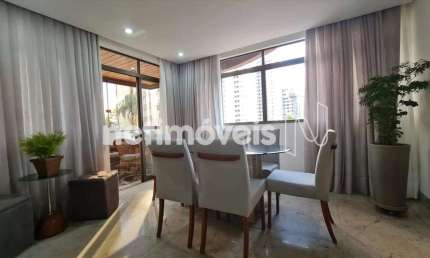 Apartamento à venda no bairro Serra com 115 m² e 3 dormitórios/quartos disponíveis