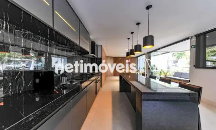 Apartamento à venda no bairro Cruzeiro com 84m² e 3 dormitórios/quartos disponíveis.