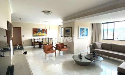 Apartamento à venda no bairro Luxemburgo com 184 m² e 4 dormitórios/quartos disponíveis.