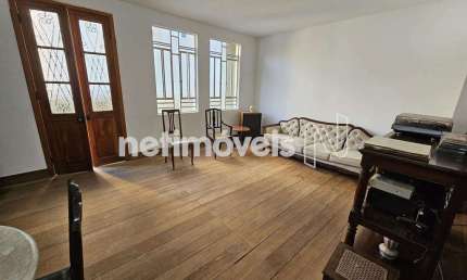 Casa de condomínio à venda no bairro Buritis com 3 dormitórios e 169 m².