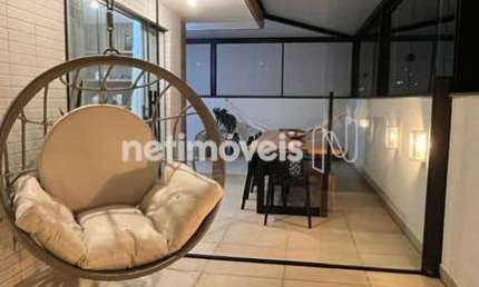 Cobertura à venda no bairro Sagrada Família com 154 m² e 3 dormitórios/quartos