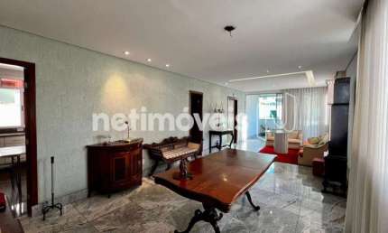Apartamento à venda no bairro Buritis com 160 m² e 4 dormitórios/quartos disponíveis.