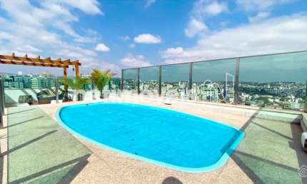 Apartamento cobertura à venda no bairro Prado com 302 m² e 4 dormitórios/quartos.