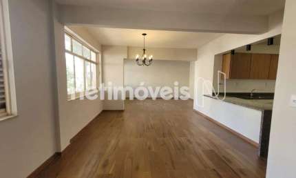 Apartamento à venda no bairro Santa Lúcia com 148 m² e 4 dormitórios/quartos.