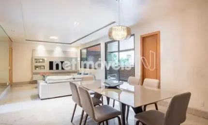 Apartamento à venda com 163 m² e 4 dormitórios no bairro Anchieta.