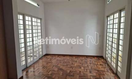 Apartamento à venda no Coração Eucarístico com 3 dormitórios e 117 m² de área útil.