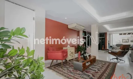 Cobertura à venda no bairro Lourdes com 230m² e 4 dormitórios/quartos.