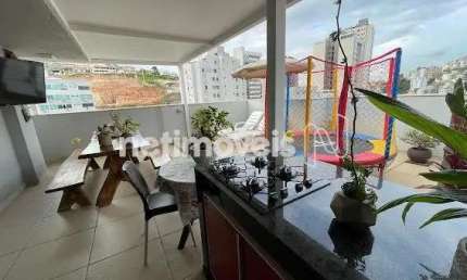 Venda de apartamento cobertura com 3 dormitórios no bairro Buritis - 189 m² disponíveis