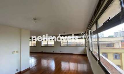 Apartamento à venda no bairro Serra com 220m² e 4 dormitórios/quartos disponíveis